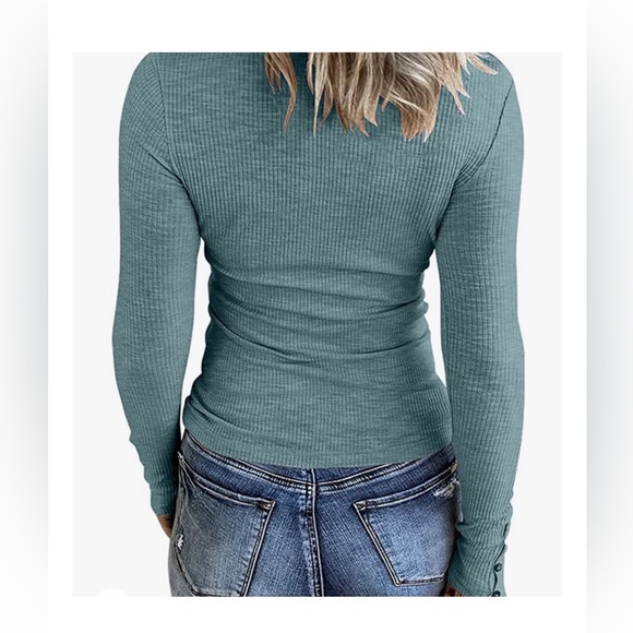 Long Sleeve Top - Picture 2 of 4